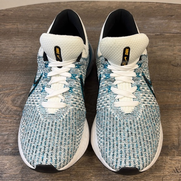 Like NEW Nike React Infinity 3 Style DH5392-102 Size 10 main image 7
